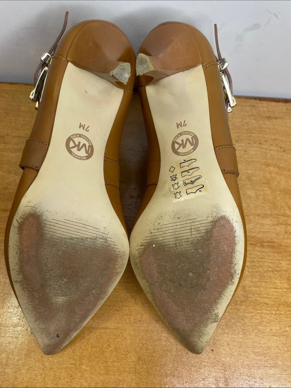 MICHAEL Michael Kors Tan Pointed-Toe Double Buckle Strap Heels. Size 7